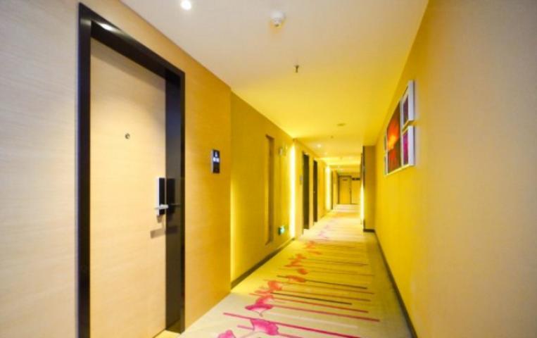 Lavande Hotel Xuzhou Golden Eagle Shopping Centre Bagian luar foto